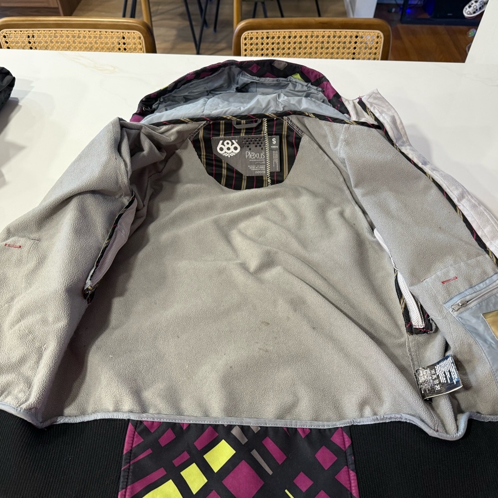 Ski Geometric Pattern Jacket - image 3